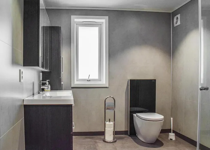 Lovely In Masfjordnes With Wifi